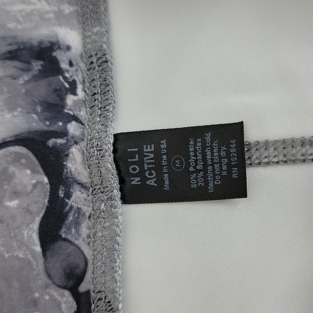 Noli Active Athletic Capris - Picture 3 of 5